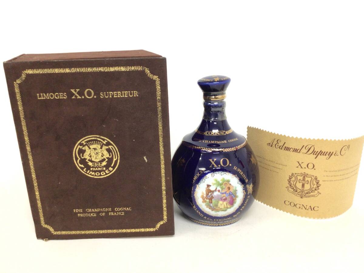 Cognac XO Trong Chai Sứ Limoges: Bí Ẩn Rolland Cho Dân Sưu Tầm