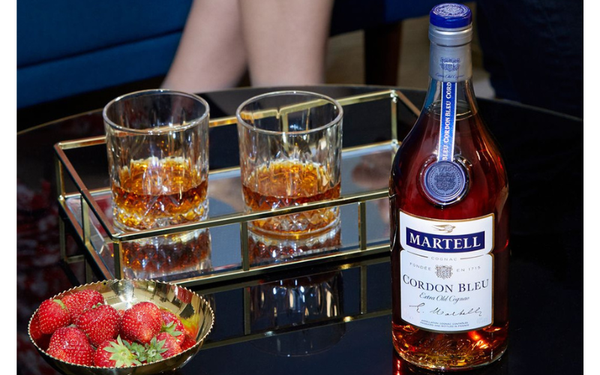 VÌ SAO MARTELL CORDON BLEU ĐƯỢC XEM LÀ DÒNG COGNAC HUYỀN THOẠI?