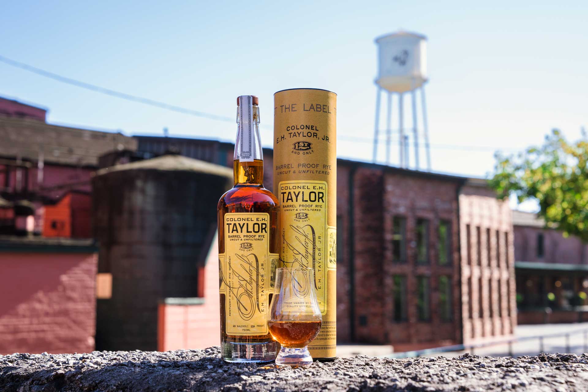 COLONEL E.H. TAYLOR, JR. — HUYỀN THOẠI BOURBON KENTUCKY