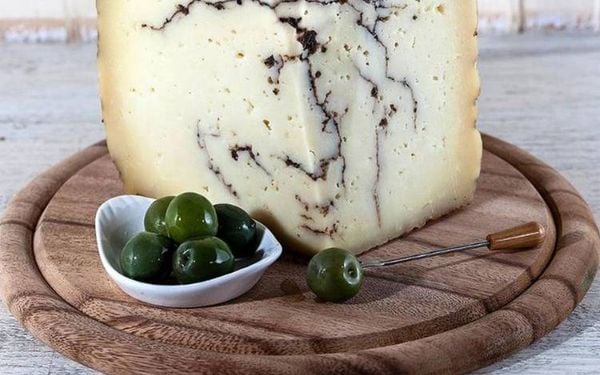 Phô mai vị nấm Truffle Vega Sotuelamos 200g